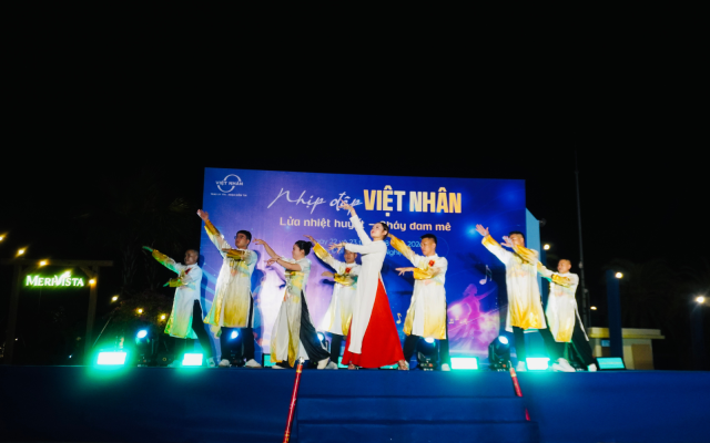hoi-thao-van-nghe-viet-nhan-nghe-an (2)