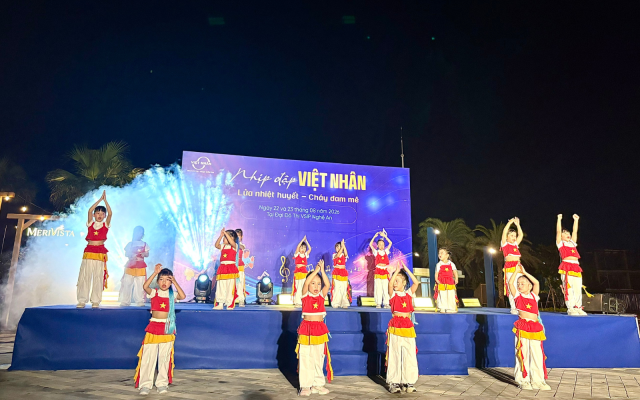 hoi-thao-van-nghe-viet-nhan-nghe-an (3)